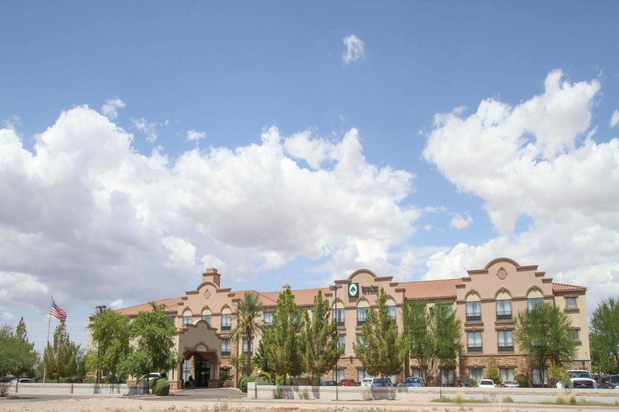 Greentree Inn And Suites Florence, Az Exterior photo