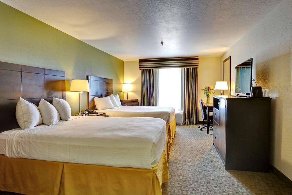 Greentree Inn And Suites Florence, Az Room photo